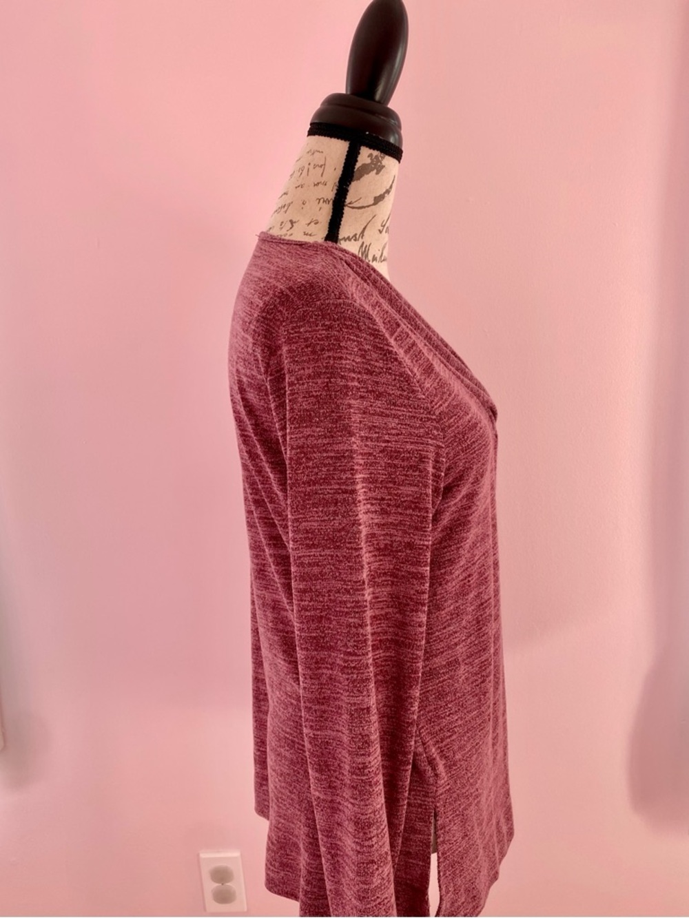 Heathered Mauve Tunic Top with Button Detail Size Medium - Picture 3 of 6